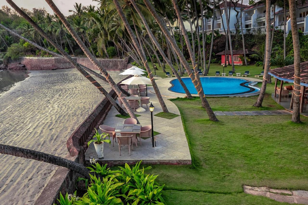 Prainha Resort By The Sea Panaji Exterior photo